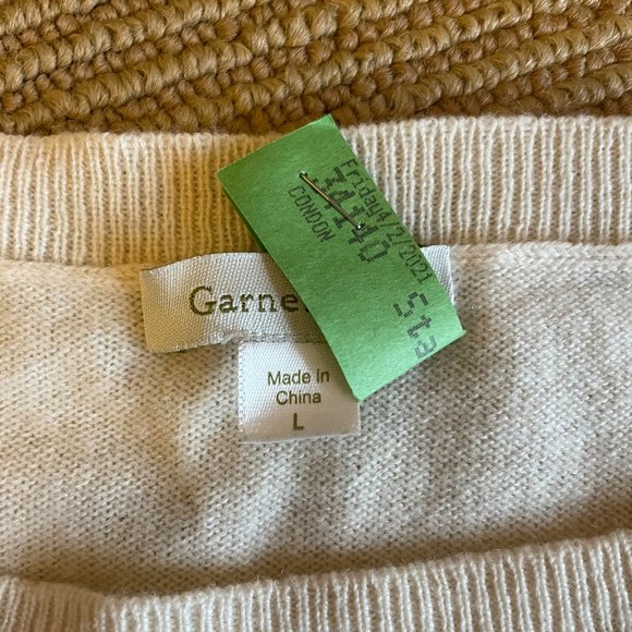 Garnet Hill Cashmere Sweater - Picture 2 of 6